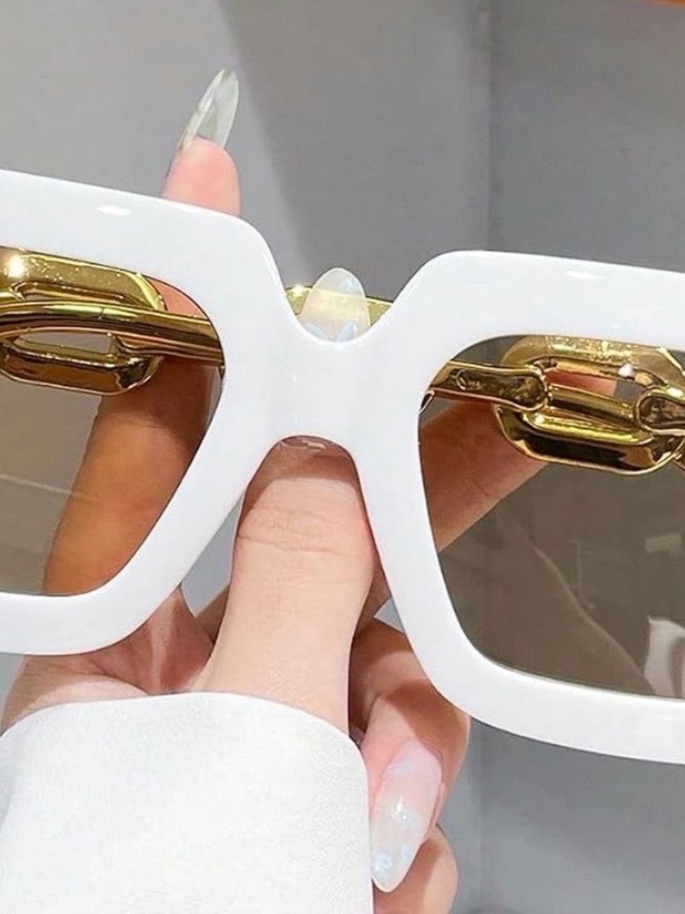 Oversized White Square Sunglasses Gold Metal Chain Link Temples Brown Lens